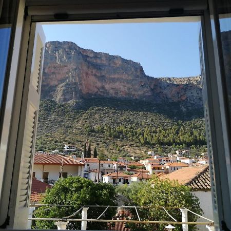 Sunny Cozy House With Grand Courtyard Διαμέρισμα Λεωνίδιο Εξωτερικό φωτογραφία
